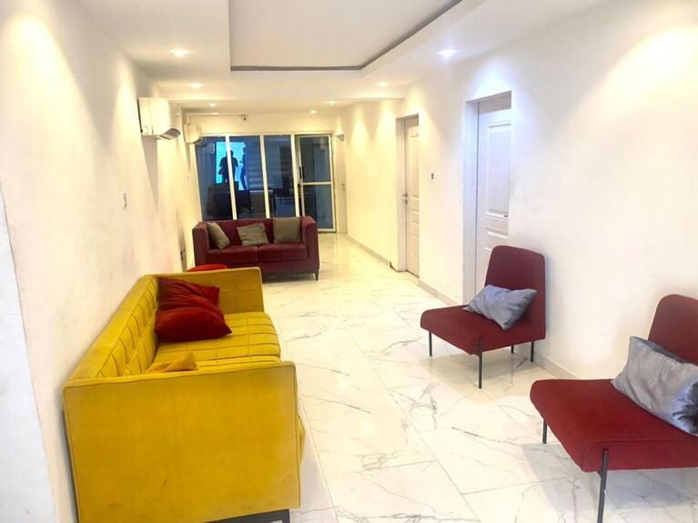 לגוס Jada Hotel And Suits מראה חיצוני תמונה